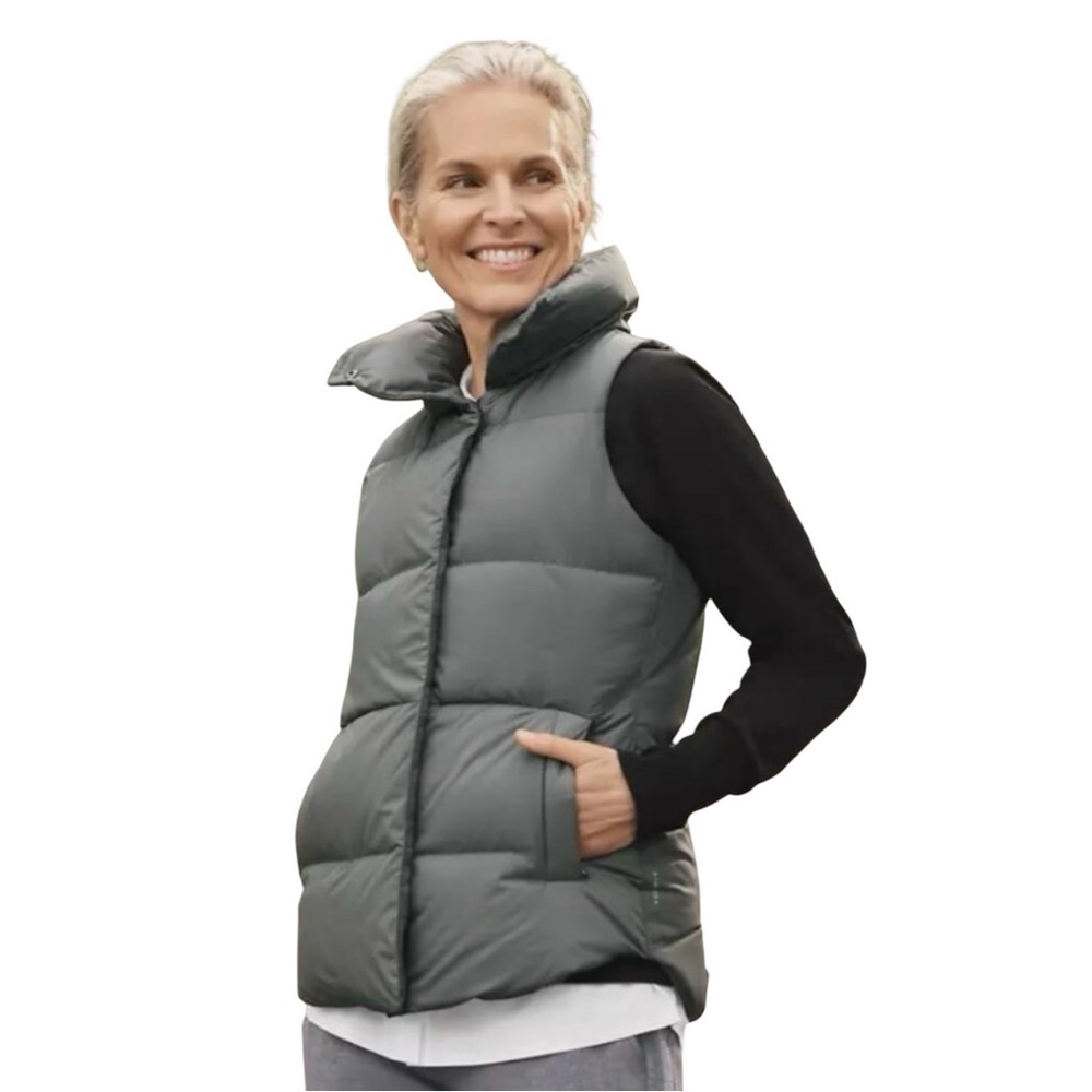 Athleta Downtown Down Filled Vest Puffer Quilted Grey Size S Fall Gorpcore